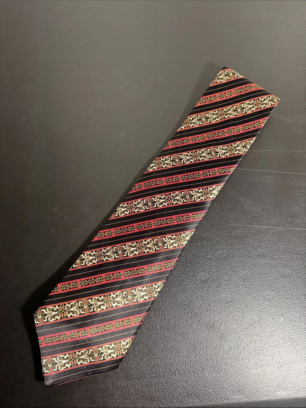 NEW Brioni mens black red stripe abstract 100% silk neck tie NWT